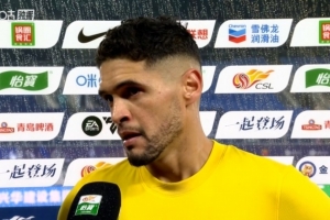 西海岸外援里切利：因為判罰和犯規(guī)導致兩人罰下，輪不到我來點評