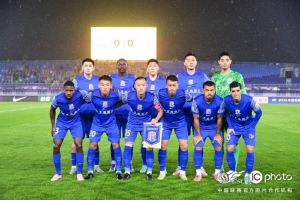 北京時間10月17日20:00，中超聯(lián)賽第21輪，上海申花客場2-1獲勝