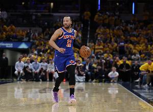 火力全開！布倫森半場5記三分砍下20分3板3助 首節(jié)獨得15分