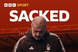 人生?。“牟?月奪歐聯(lián)6月從熱刺下課，9月上任森林10月再遭解雇