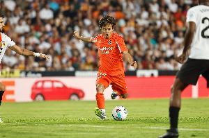 馬卡：久保建英左腳踝傷勢出現(xiàn)反復，或?qū)⒗^續(xù)缺戰(zhàn)與塞維利亞比賽