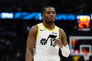 爵士官方：科利爾右腿筋拉傷的康復(fù)進展順利 將在一周后重新評估