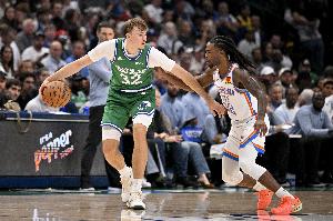 31分鐘0助攻控衛(wèi)！弗拉格10中1毒瘤表現(xiàn)！正負(fù)值-20！