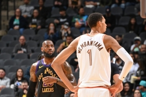 杰弗森：若文班&詹姆斯同屆 文班會(huì)是狀元 大個(gè)子總是優(yōu)先被選中