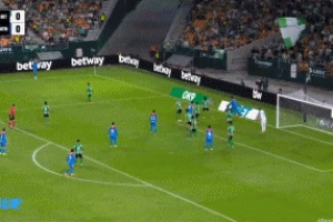 夢幻開局，馬競開場僅3分鐘1-0領(lǐng)先貝蒂斯，朱利亞諾·西蒙尼進球