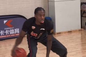 德甲常規(guī)賽得分王！浙江男籃曬新援蘭道夫的訓(xùn)練視頻
