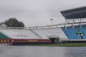 天天體育：長(zhǎng)春目前體感溫度只有5度，下午還有可能升級(jí)到雨夾雪