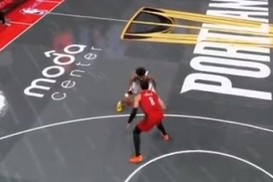 大心臟！賈馬爾-穆雷面對阿夫迪亞 各種胯下后撤步踩線跳投命中！