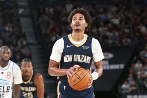 普爾被貶替補？威利-格林：這對他是艱難的適應(yīng)過程 他是替補核心