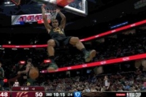 起勢(shì)了！鮑爾單斷助泰森反擊暴扣 騎士不到兩分鐘9-0反超打停猛龍