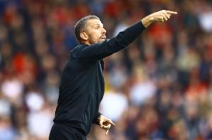 BBC:加里-奧尼爾與狼隊就重返球隊執(zhí)教進(jìn)行談判 初步會談是積極的