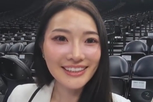 美女記者：楊瀚森先把籃板做好 這是能幫助他留住上場(chǎng)時(shí)間的途徑