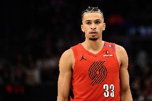 中規(guī)中矩！卡馬拉13中5拿到14分7板2助2斷