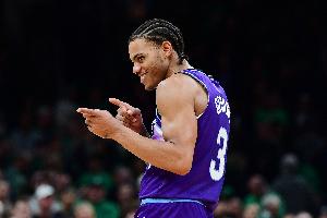 努爾基奇：我最喜歡基昂特-喬治 他總能讓我想起利拉德 他倆很像