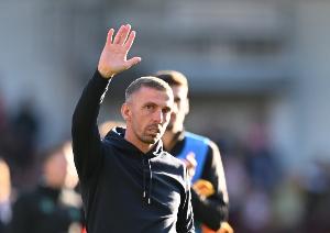 TA：加里-奧尼爾主動退出狼隊主帥遴選，他認(rèn)為接手時機(jī)不合適