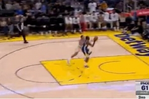 精準制導！追夢長傳輸送炮彈 庫明加反擊上籃得手打成2+1