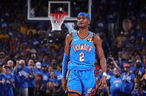 太強(qiáng)！末節(jié)進(jìn)入垃圾時(shí)間！亞歷山大本賽季第四次砍30+且三節(jié)打卡