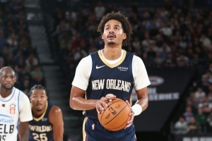 老隊友！鵜鶘首發(fā)：普爾頂替受傷的錫安 盧尼頂替生病的米西