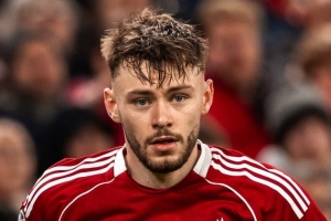 3次過人+3次搶斷！布拉德利當(dāng)選本輪歐冠利物浦隊內(nèi)最佳球員