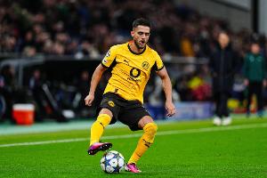 揚-庫托：當時我和巴薩談得很好，但曼城聯系我之后我選擇了他們