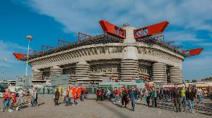 歷史性一步！官方：米蘭雙雄正式收購圣西羅球場，將設計建新球場