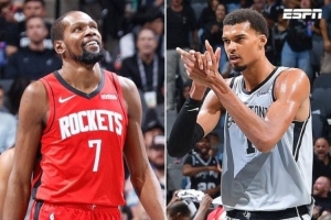 解說：KD最后幾球的處理有些問題 但更嚴(yán)重的是火箭對籃板的控制