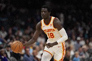 高效全能！蓋耶半場7中5拿到14分4板5助 開場連拿11分