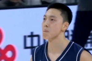 串聯(lián)不錯(cuò)！胡明軒送8助攻 6中2拿到8分1籃板