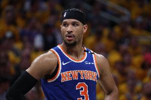 突然啞火！哈特空籃也不中 尼克斯3分鐘一分未得