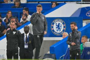 記者：狼隊預(yù)計今日確定愛德華茲出任球隊主帥