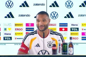 若納坦塔：所有大門都向施洛特貝克開放 薩內(nèi)因表現(xiàn)好入選國(guó)家隊(duì)