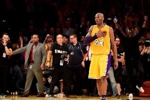 35歲后砍過(guò)40+的都有誰(shuí)？詹喬庫(kù)平分秋色 科庫(kù)60分 馬龍拿過(guò)MVP