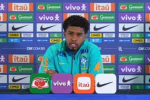 安德烈·桑托斯：教練安排什么位置我都會全力以赴 我現(xiàn)在更成熟