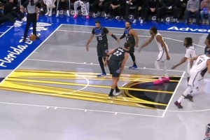 千萬別有大事！小瓦格納無對抗下突然腿部不適 直接返回更衣室