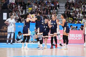 一年內(nèi)兩負廣東女籃 兩度無緣重要榮譽 對四川女籃有著不小的打擊