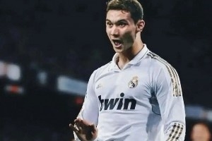 今日趣圖：大家都誤會羅哥了，真正的羅哥現(xiàn)在在拜合拉木身上呢~