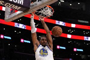 科爾：我們很懷念盧尼 他做客大通中心時(shí)會(huì)得到最熱烈的掌聲