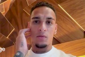 安東尼：關(guān)窗前一天晚上11點孔帕尼給我打電話，我當時猶豫了很久