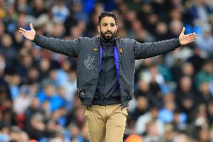 阿莫林：曼聯(lián)距離完美還差得遠(yuǎn)，陣型根本不是問(wèn)題的根源