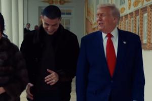 白宮官方社媒曬C羅與特朗普同行視頻，配文：兩位GOAT