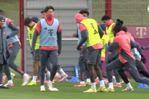 記者：烏爾比?？赡苁装l(fā)，戴維斯、伊藤洋輝、迪亞斯均已參與合練