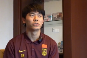 胡荷韜：其實傷病并沒有完全好，再把自己當(dāng)年輕球員是一種松懈