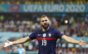 羅滕支持本澤馬和格列茲曼重返法國國家隊(duì)，但另外兩位名宿反對