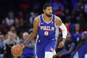 狀態(tài)不錯！喬治半場7中4&3記三分拿下13分3板2助