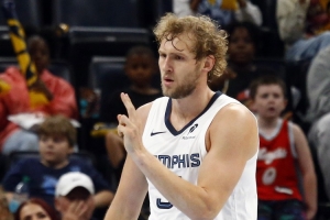 予取予求！蘭代爾9中8拿到21分6板 得分賽季新高