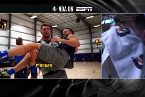 只有愛??獨行俠播放致敬視頻，東契奇瞬間情緒失控掩面哭泣??