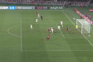 打花了！遼寧鐵人日本籍外援邦本宜裕驚天凌空臥射攻入半場第四球