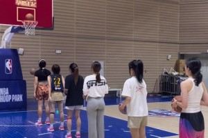 她們拍了幾次不重要，我只關(guān)心第四個(gè)妹子累不累