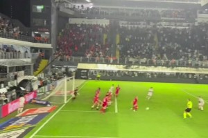 姆巴佩是如何拿到10號球衣的？居勒爾：大半夜有人偷我球衣??