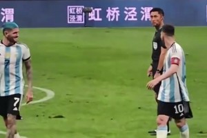 謙遜！當(dāng)梅西幫助邁阿密奪冠時，堅持讓前隊長舉起獎杯??